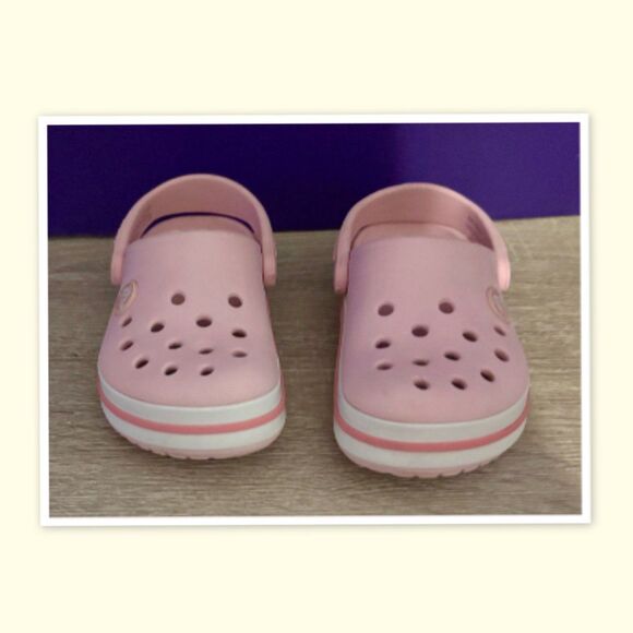 Crocs Toddler Clogs, Pink Size C8 - Picture 2 of 5